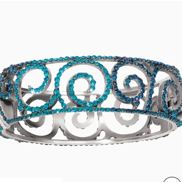 Brighton Sea of Love Crystal Hinged Bangle Bracelet NWT - Picture 7 of 9